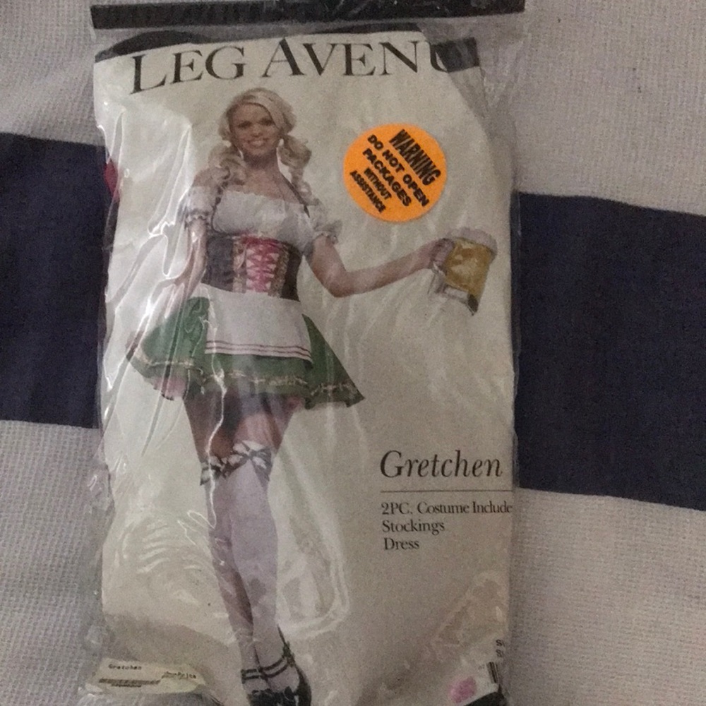 Beer maiden October fest Halloween costume